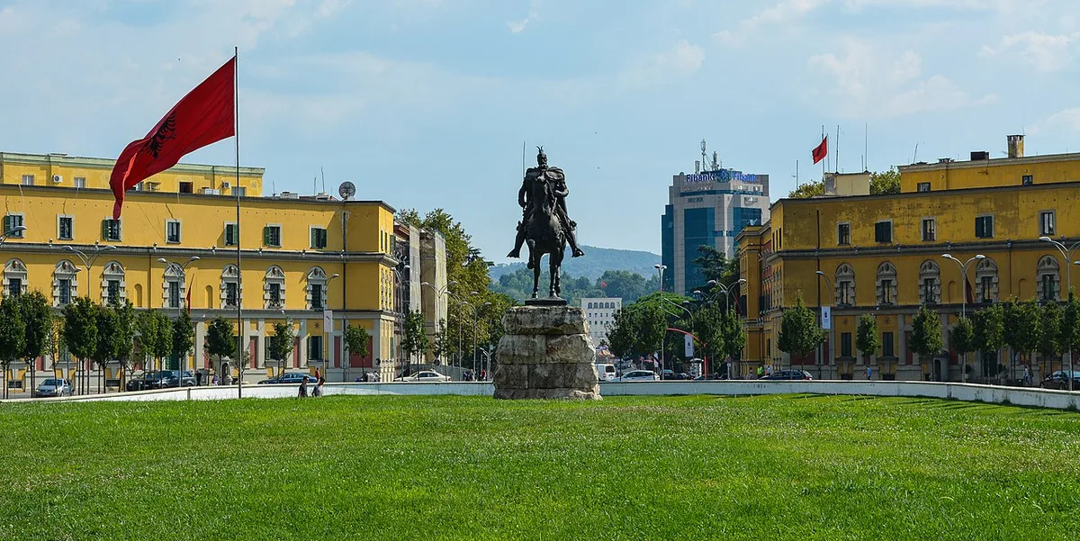 Tirana: location context for commercial infrastructure planning