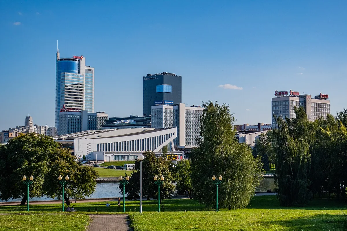Minsk: location context for commercial infrastructure planning