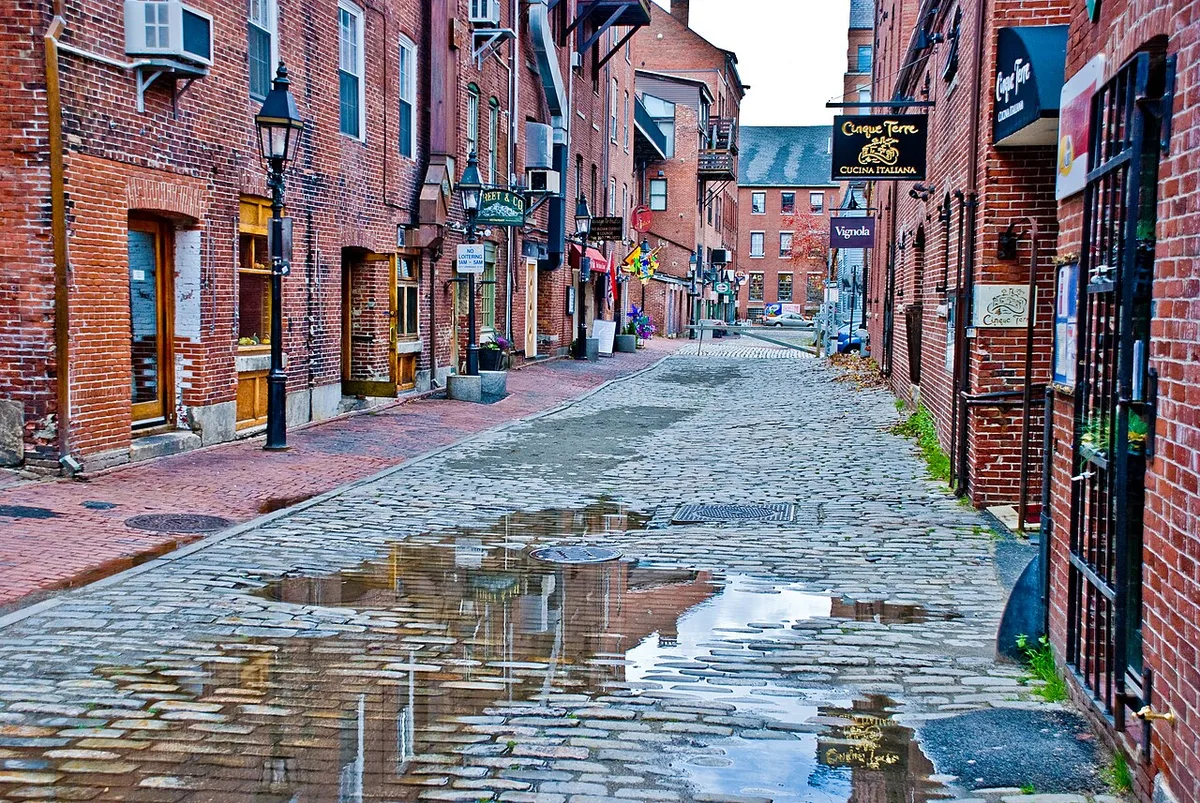Portland, Maine: location context for commercial infrastructure planning