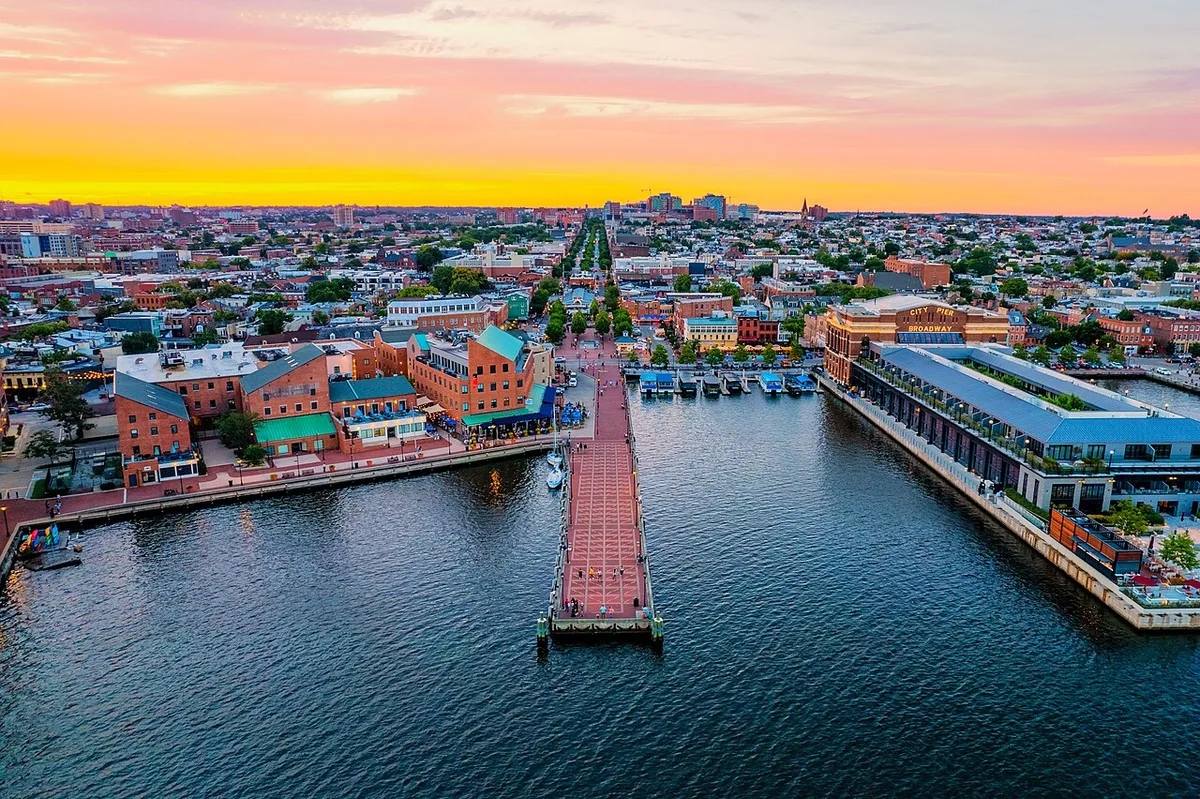Baltimore, Maryland: location context for commercial infrastructure planning