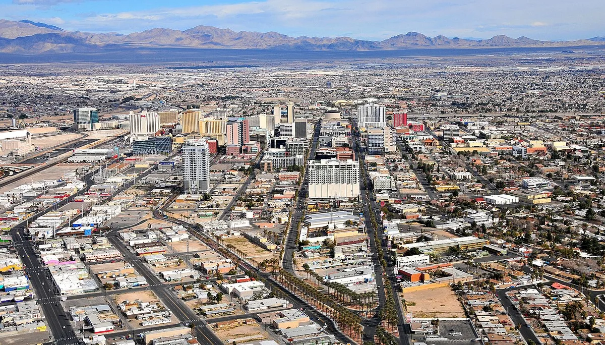 Las Vegas, Nevada: location context for commercial infrastructure planning