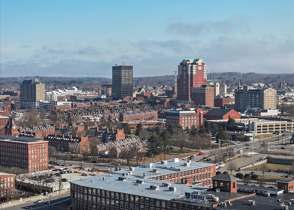 Manchester, New Hampshire: location context for commercial infrastructure planning